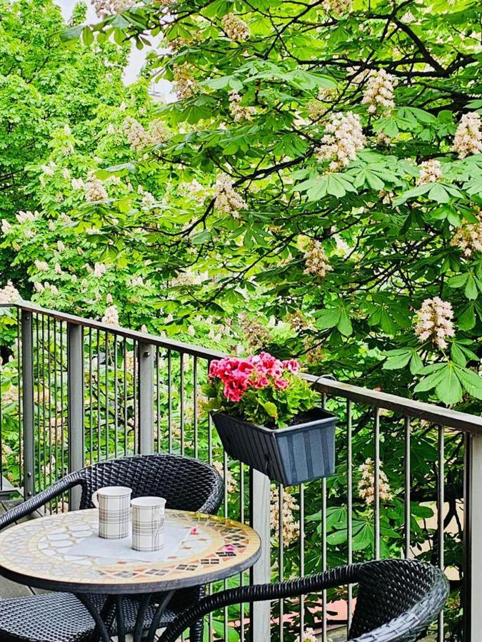 Uroczy Apartament - Angel City Krakow Bagian luar foto